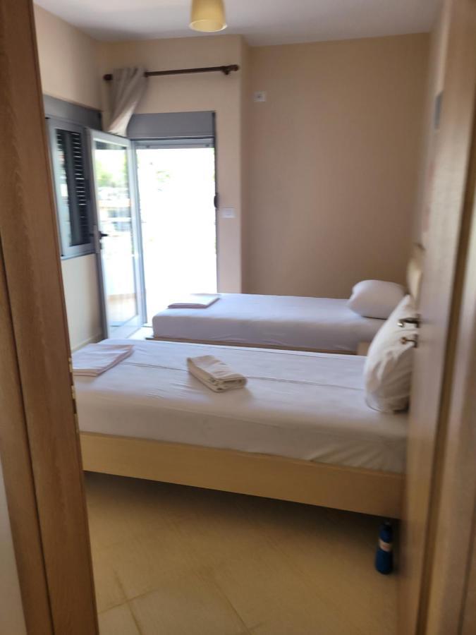 Marina Apartment Sarandë 外观 照片