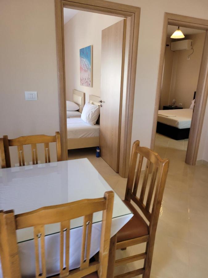 Marina Apartment Sarandë 外观 照片