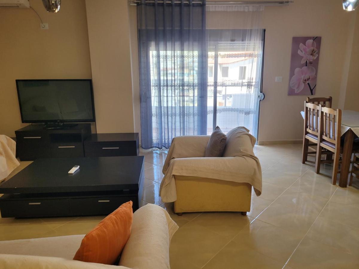 Marina Apartment Sarandë 外观 照片
